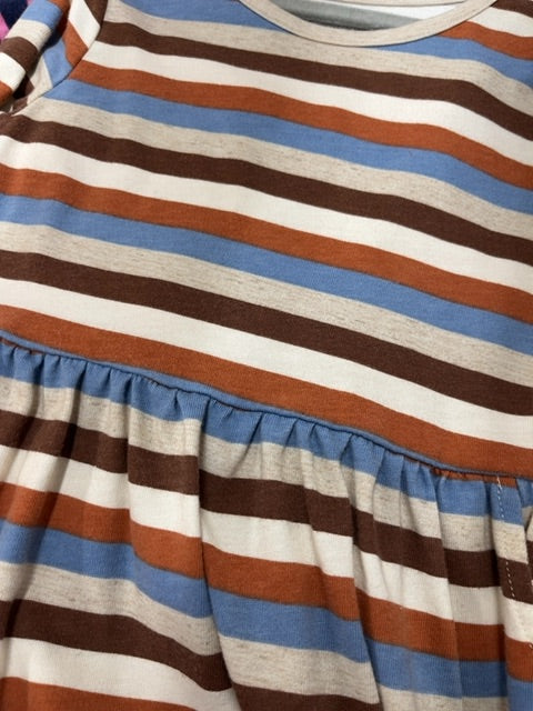 Long sleeve dress stripes